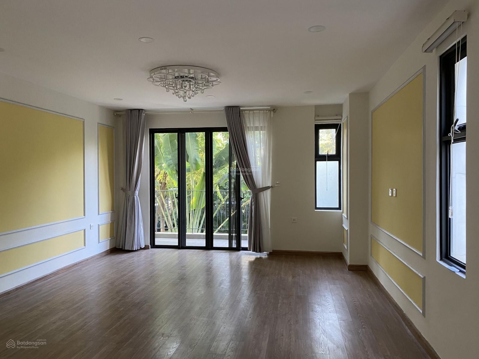 Cho thuê shophouse Vinhomes Thăng Long 90m2, giá chỉ 7tr/tháng